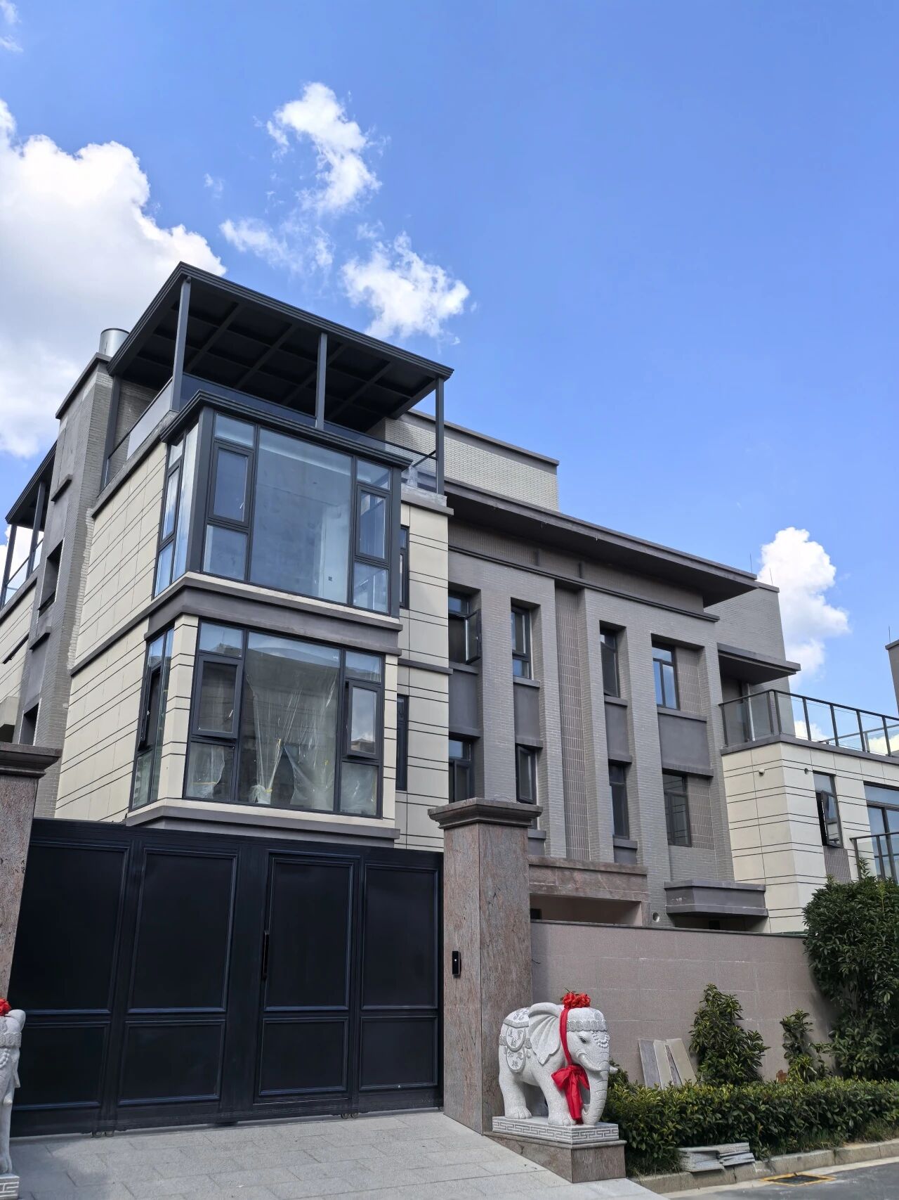 现代气概别墅电梯