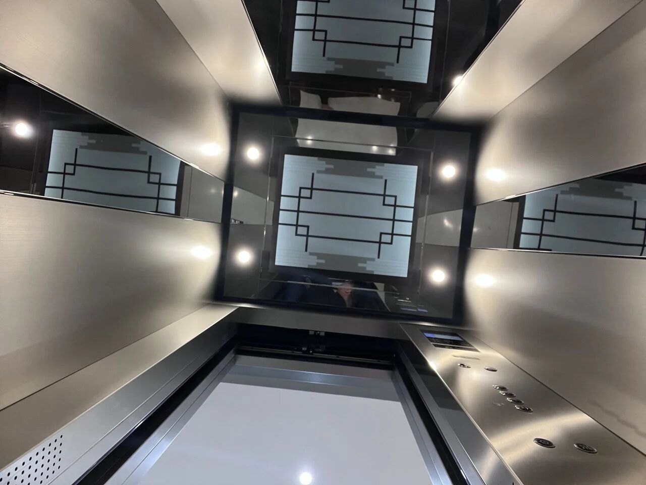 必赢76net线路别墅电梯