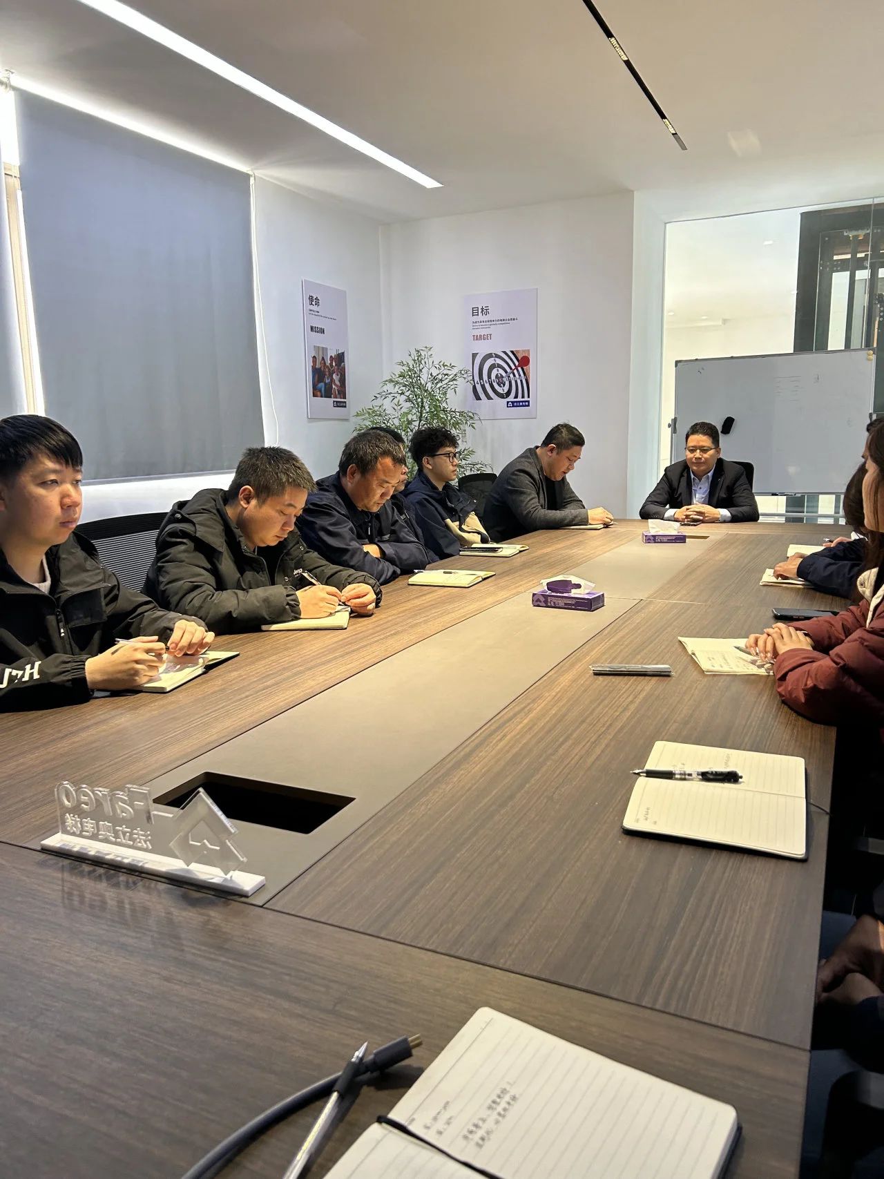 必赢76net线路电梯聚会