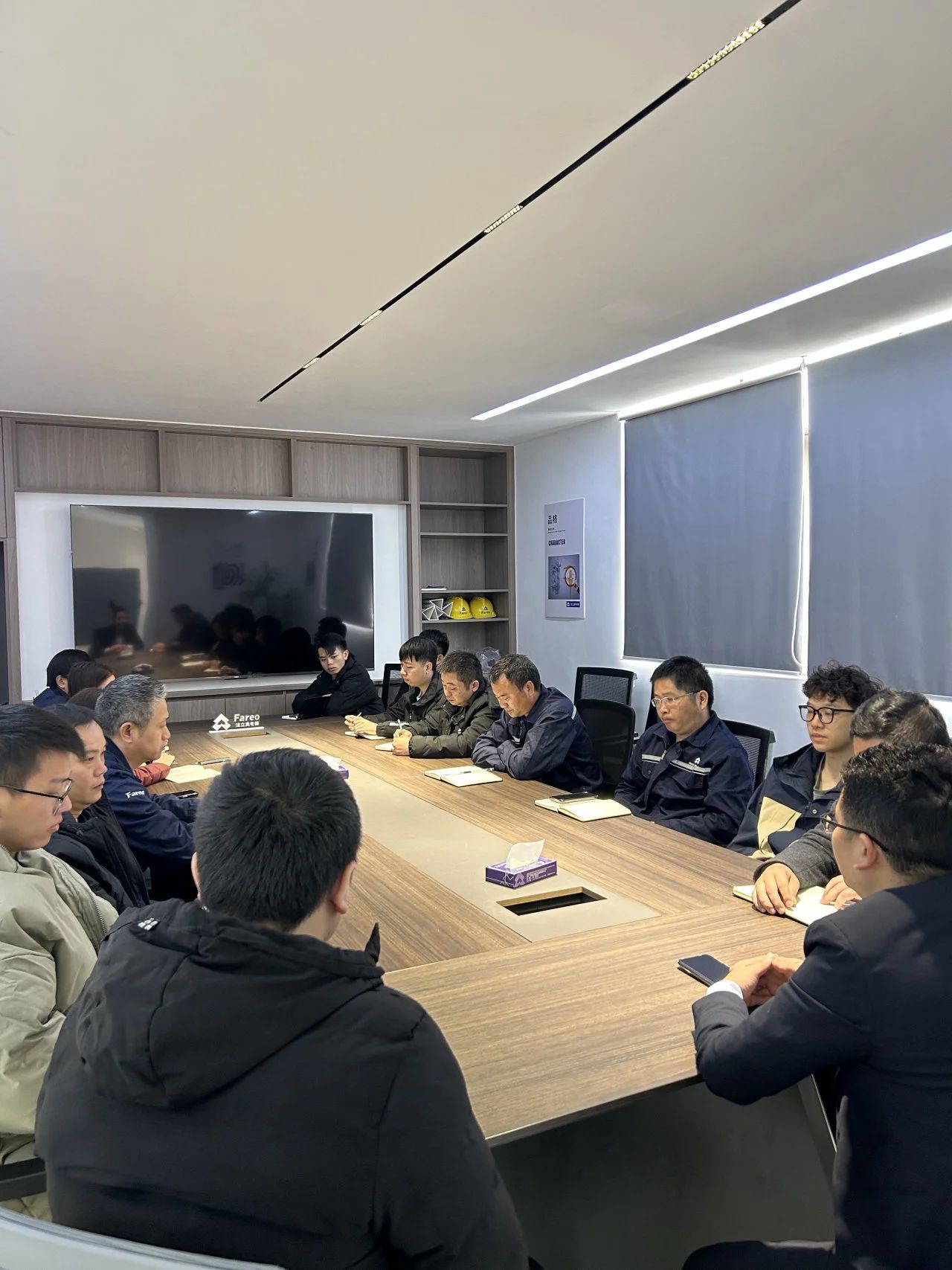 必赢76net线路电梯召开手艺钻研大会