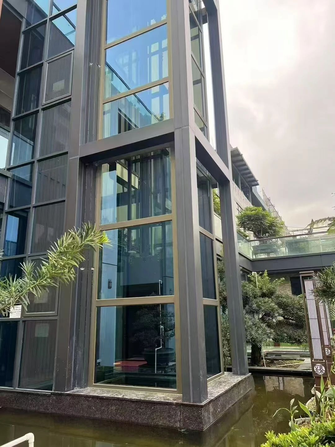 必赢76net线路全景玻璃旅行电梯