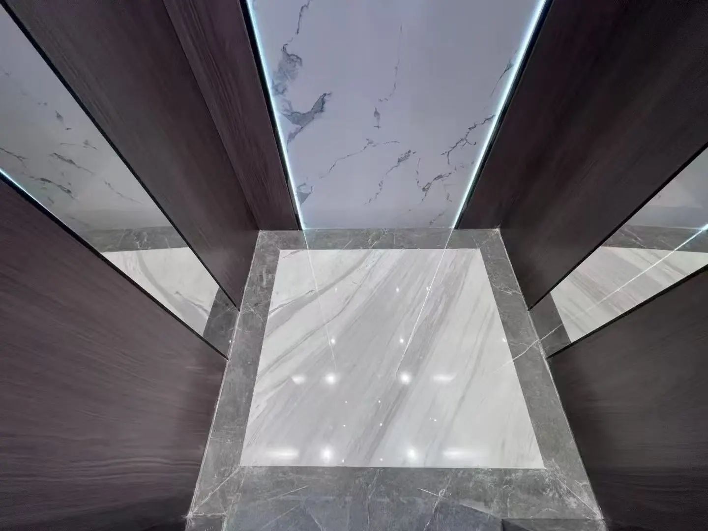 必赢76net线路室外旅行电梯